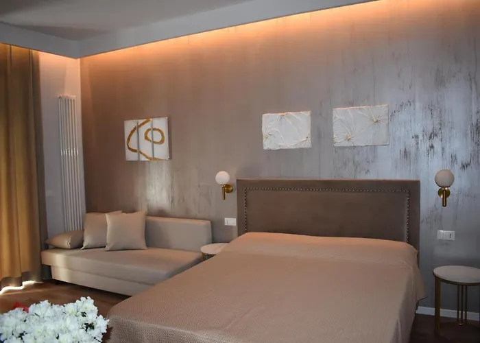 בית הארחה Gallery House 59 4*