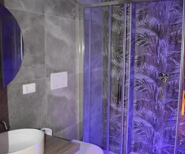 בית הארחה Gallery House 59 4*