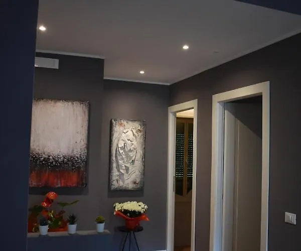 Gallery House 59 4*