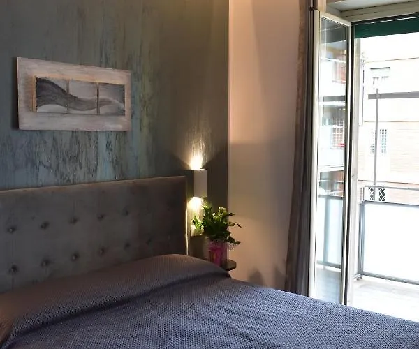 בית הארחה Gallery House 59 4*